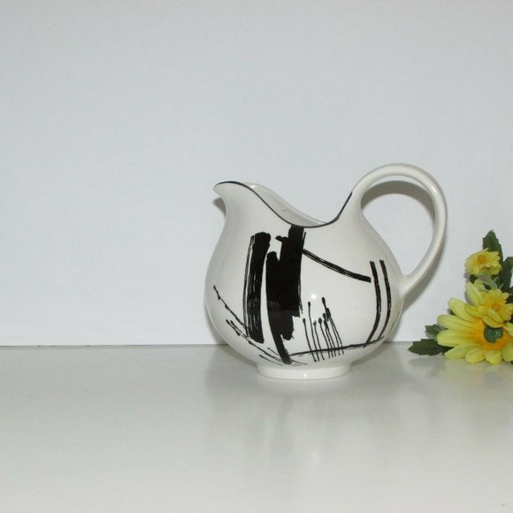 Vintage Sango CALLIGRAPHY Creamer LARRY LAZLO Collection Black Brush Strokes - Picture 9 of 9